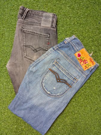 Replay jeans vintage hallazgo de lujo en tiendas de segunda mano ✨