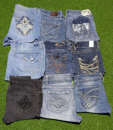 Lo VIGOSS AND OTHER MIX BRANDS MINI SHORTS (C 105)