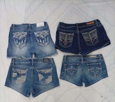 CR9096 UPCYCLED Y2K MINI DENIM SHORTS