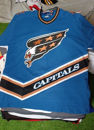 NFL NHL NBA MLB jerseys (190) PCs