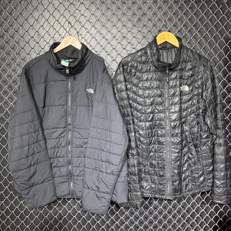 The north face puffer jackets (fnc 233)