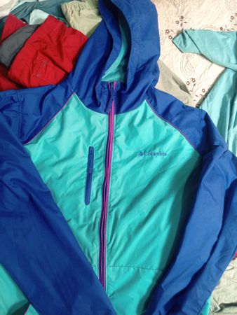 10 pieces of Columbia windbreaker jackets