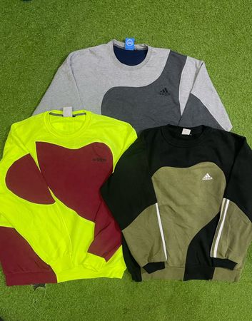 アップサイクルされたAdidasのスウェットシャツ