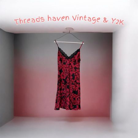 TH# 0174 Vintage Y2K Printed Silk Dress – Chic, Stylish & Eye-Catching