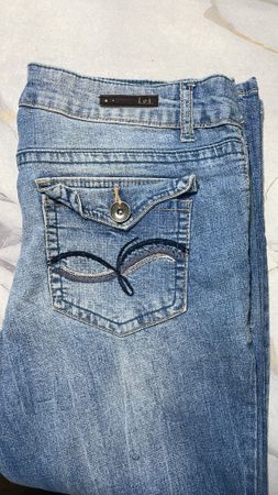 Custom handpick Y2k embroidered jeans