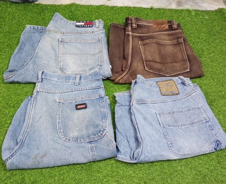 TOMMY HILFIGER AND OTHER MIX BRANDS SHORTS (D 93)