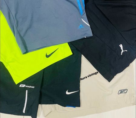 Mixed branded shorts
