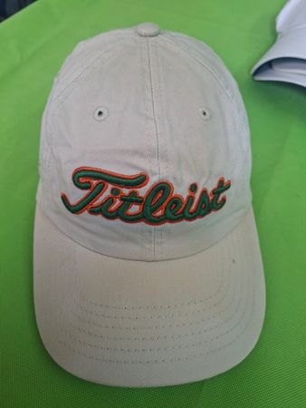 Branded purpose made Golf Hats/Caps including Titleist, Callaway and Taylormade Y2K and Modren mixed bundle
