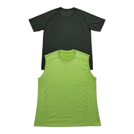 Lululemon T-Shirts und Tanktops