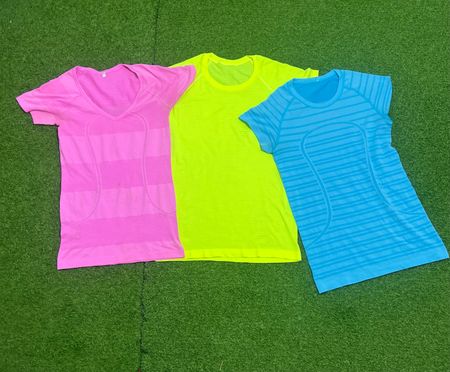 Yv465 Lululemon tshirt 20