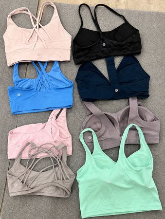 Lululemon sports Bra