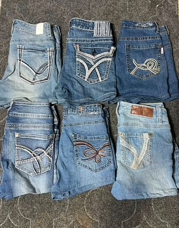 MAURICES AND OTHER BRAND MINI MICRO SHORTS (10