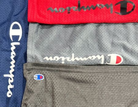 Champion men’s shorts (823)