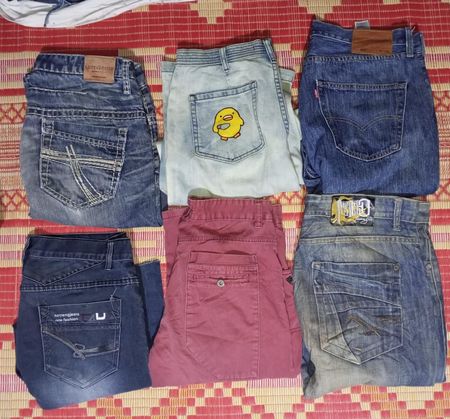 LEVI, S 501   AND OTHER MIX BRANDS JEANS ((ID 358)