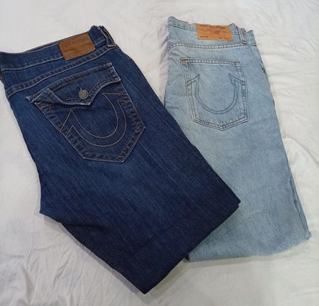 CR9240 Vintage True Religion Men’s Jeans
