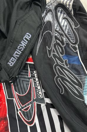 Surfwear shorts (863)