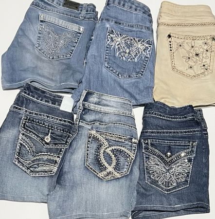 Mini Shorts with good embroidery 12pcs (Maurices and other) Bundle #20