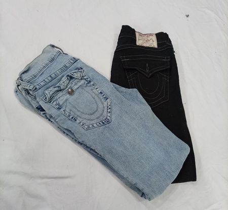 CR9296 Vintage True Religion Men’s Jeans