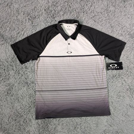 Oakley Streetwear T-Shirts Mix | Graphic & Logo Tees Bundle