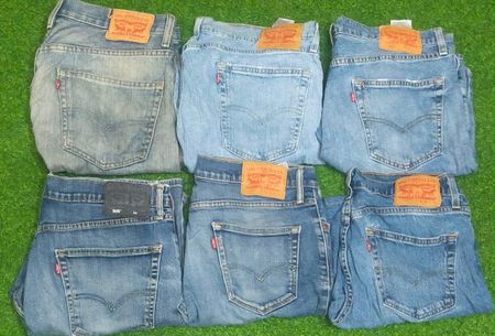SHORTS LEVI’S (D 116)