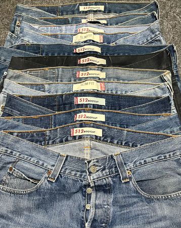 Levis 512 Bootcut & slim Fit