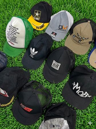 Unbranded caps
