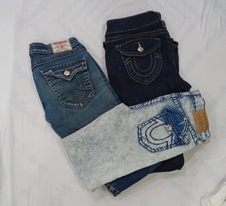 CR9389 Vintage True Religion Flare Jeans