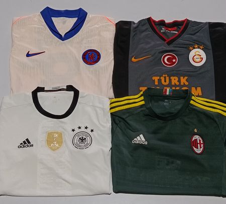 Football T-shirt RV # 1153