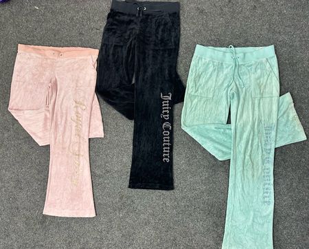 Pantalones de chándal de terciopelo Juicy Couture de los 2000