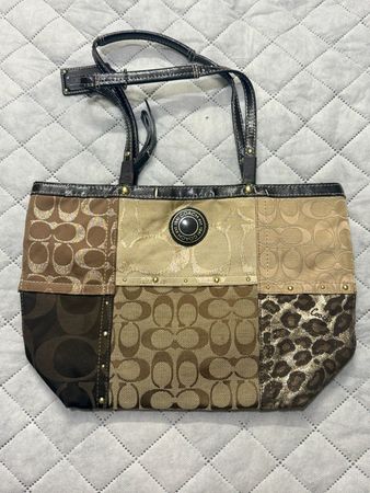 Custom handpick Coach bags