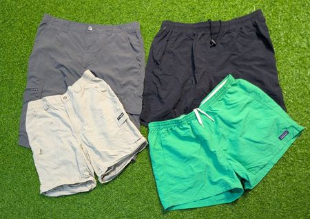 6429 - Patagonia, Columbia Shorts