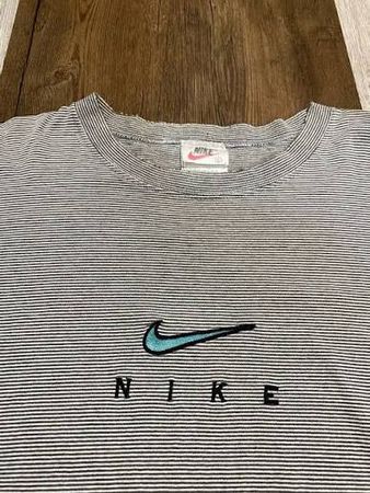 Vintage Nike T-Shirts