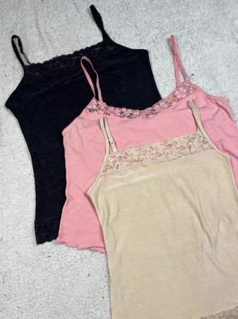 Unbranded lace trim camisole