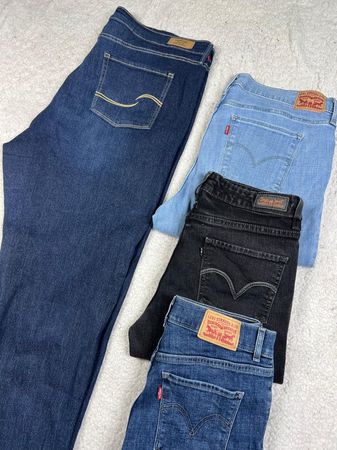 Levi's Jeans