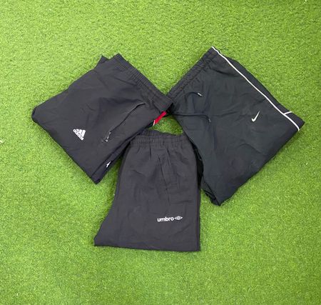 Markenhosen einschließlich Nike, Adidas, Umbro und anderen