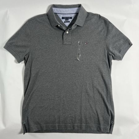 Vintage Tommy Hilfiger T-shirts