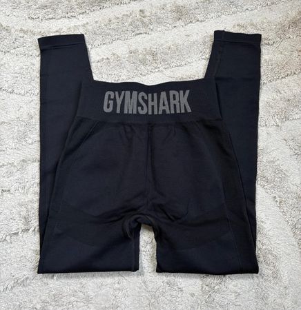 gymsharkレギンス