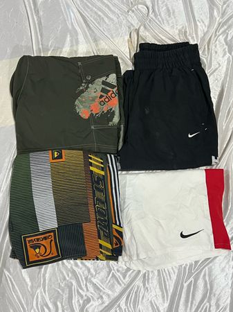 Mix brand short