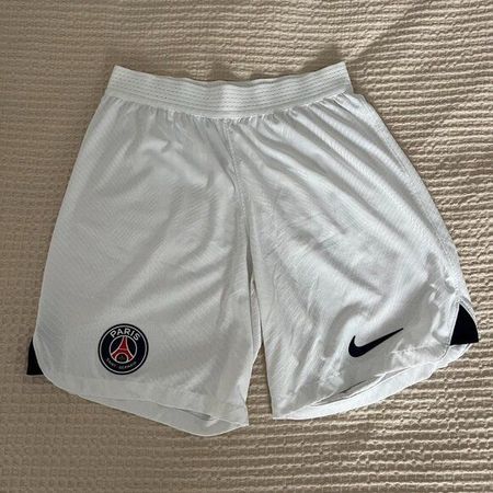 本物のNikeショーツ
