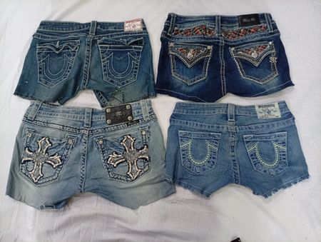 CR9590 Upcycled Mix Branded Shorts