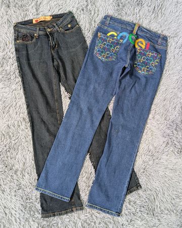 ***Y2K Low Rise Embroidered Flare Jeans