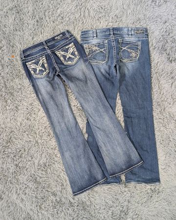 **Y2K Low Rise Embroidered Flare Jeans