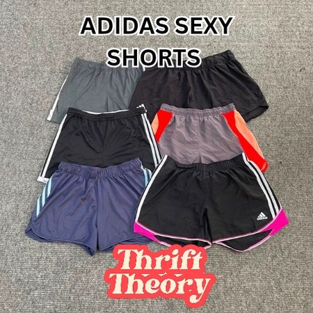 Under Armour Sexy Shorts - (29/06)