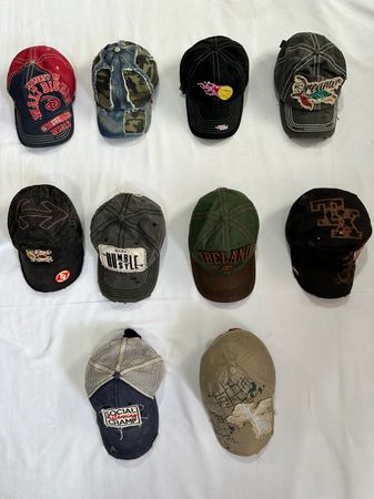 Vintage Caps Mix Brand B# 220