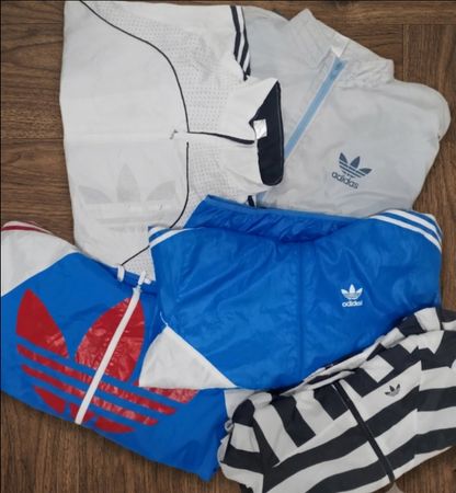 Adidas leaf wind breaker