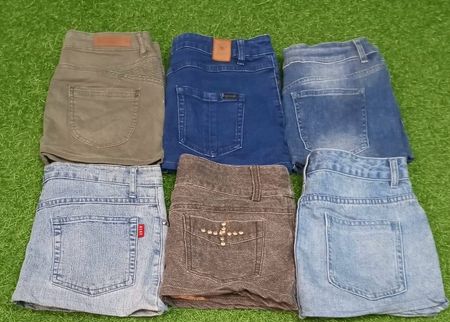 GUESS JEANS AND OTHER MIX BRANDS MINI SKIRTS (C 170)