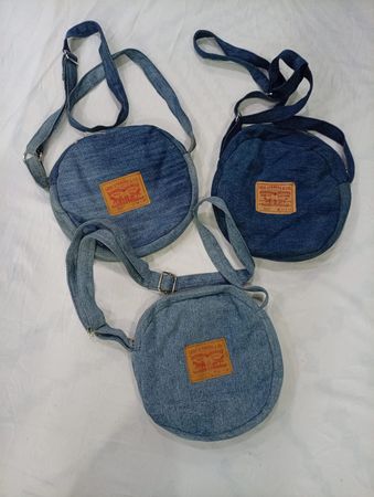 CR9615 Upcycle Levi’s Bags