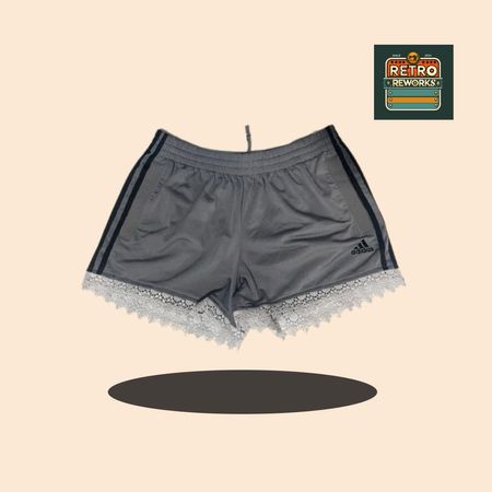 パンツ Lace shorts upcycled Upcycled Lace Trim Track Short | Vintage Wholesale Marketplace