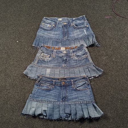 MM TR RR Pleated Skirts