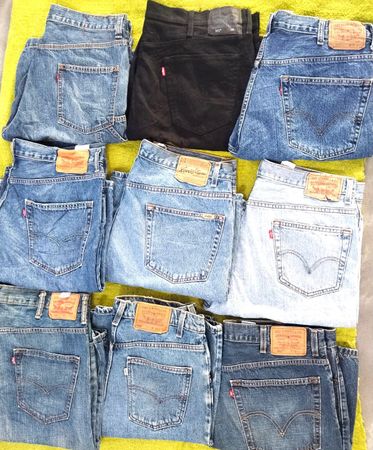 LEVI'S HOMMES PORTENT DES SHORTS